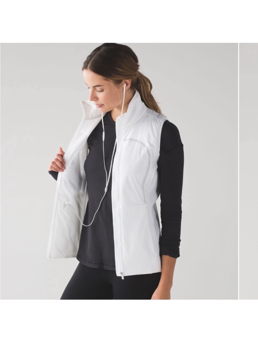LULULEMON Vest Womens Size 12, White Run For The Cold Insulated Running Pockets